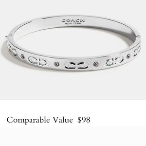 New! Coach Signature Hinged Bangle In Silver Or Gold 🥇